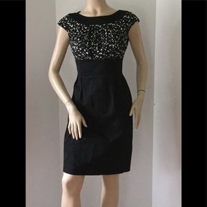 Maggie London Petites Sz. 10 Black & White  Dress